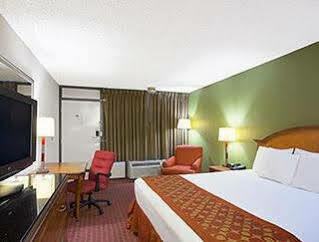 Days Inn Lafayette/University Exterior foto